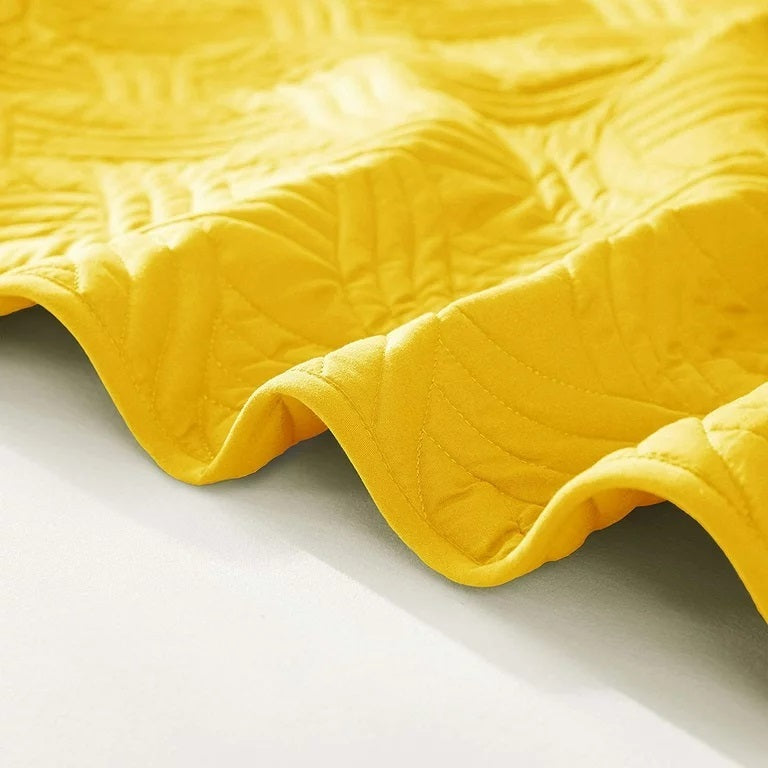 Whale Flotilla Quilt Set Queen Size, Soft Microfiber Lightweight Bedspread Coverlet Bed Cover (Wave Pattern) for All Seasons,Yellow, 3 Pieces (Includes 1 Quilt, 2 Shams)